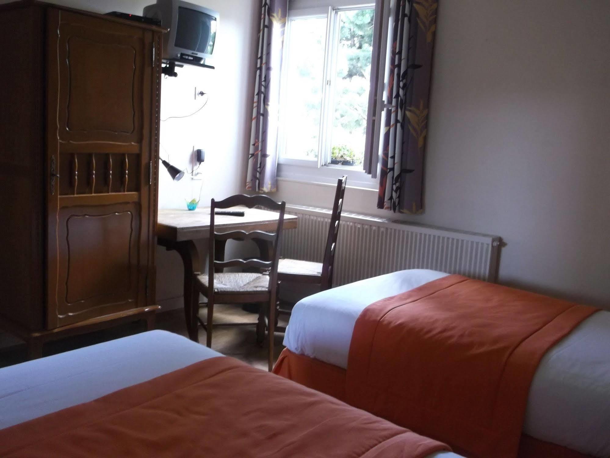 Logis Hotel Restaurant Auberge Saint Martin Surville  Dış mekan fotoğraf
